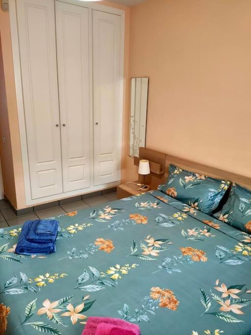Piso En La Primera Linea Del Mar Con 2 Dormitorios Benidorm Esterno foto
